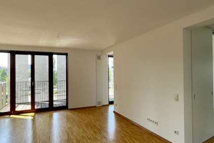 Wohnung Frankfurt Bockenheim - 3 Zimmer, 82 m&sup2;, 1.480&euro; | Angebot:26153796