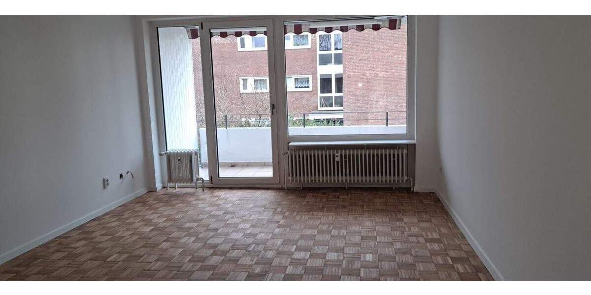 Top-Lage: renovierte 2-Zimmer-Wohnung mit Balkon u. Garage im Stadtbereich 2 zimmer