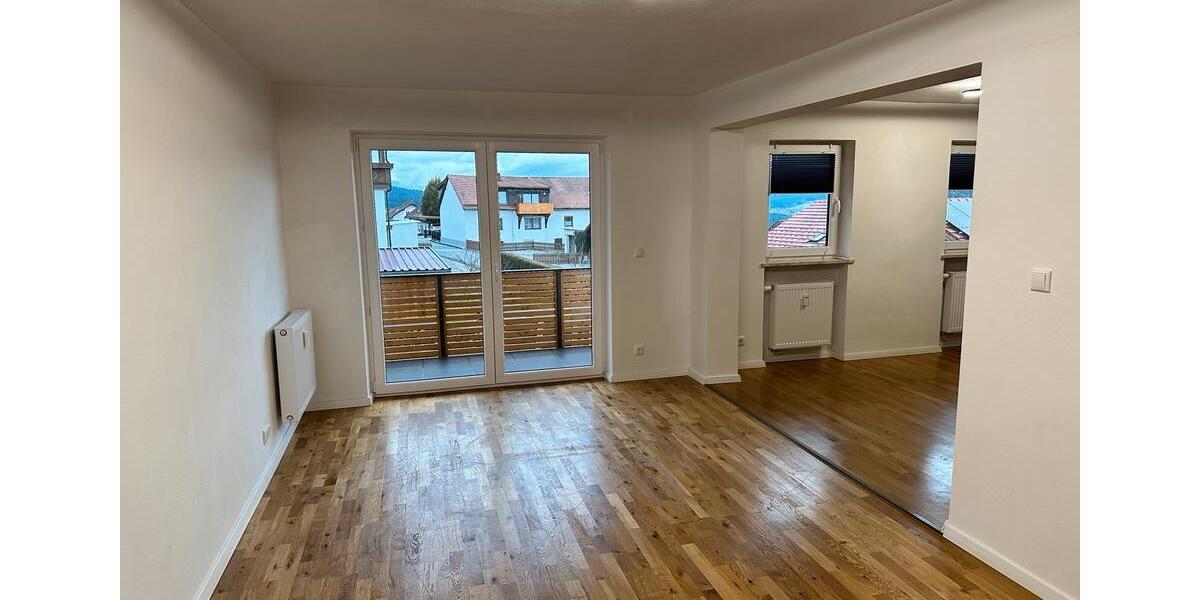 Etagenwohnung Rimbach - 3 Zimmer, 101 m&sup2;, 670&euro; | Angebot:25720572