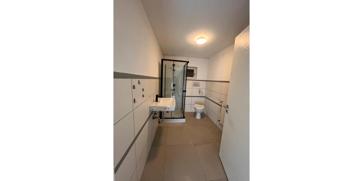 2 Zimmer Wohnung ! Frisch Saniert ! 2 zimmer