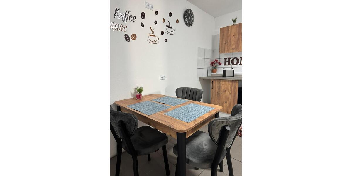 Wohnen auf Zeit Herten - 11 Zimmer, 300 m&sup2;, 15&euro; | Angebot:24354599