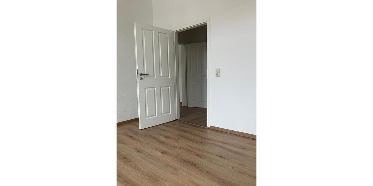 Etagenwohnung Oschatz - 2 Zimmer, 60 m&sup2;, 420&euro; | Angebot:24827295