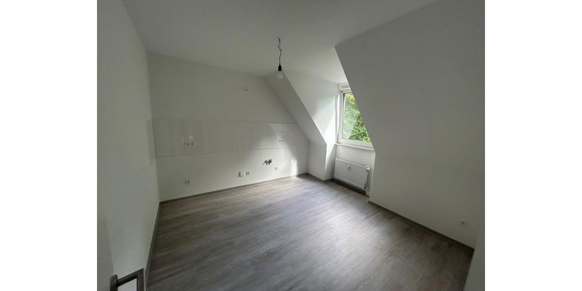 Dachgeschoßwohnung Dortmund Mengede - 2 Zimmer, 61 m&sup2;, 520&euro; | Angebot:24831260