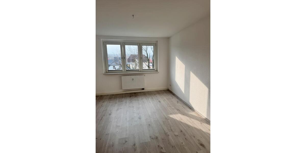 Etagenwohnung Bischofswerda - 3 Zimmer, 63 m&sup2;, 600&euro; | Angebot:24662554