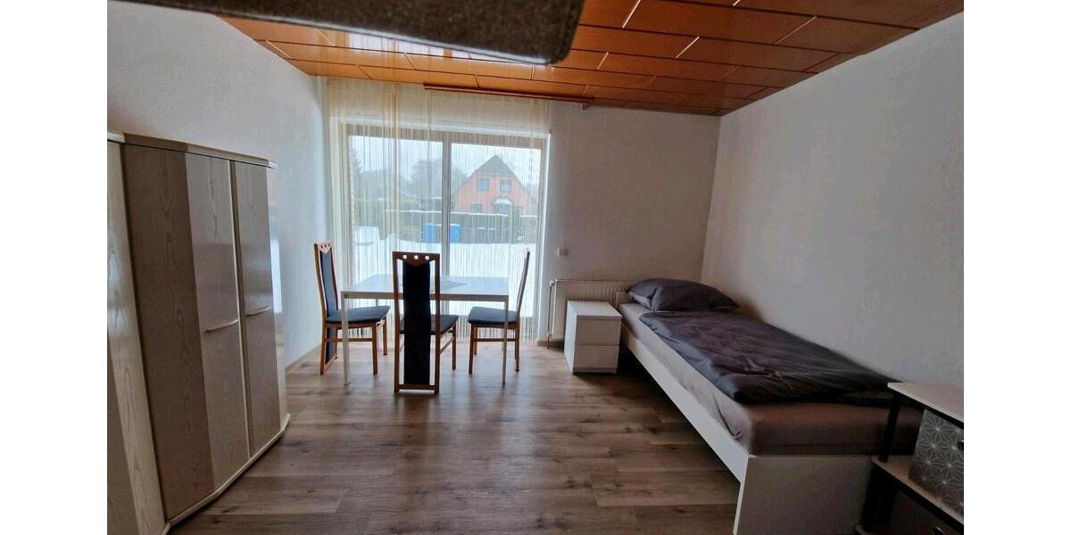 Wohnen auf Zeit Delmenhorst Düsternort - 1 Zimmer, 18 m&sup2;, 21&euro; | Angebot:26337563