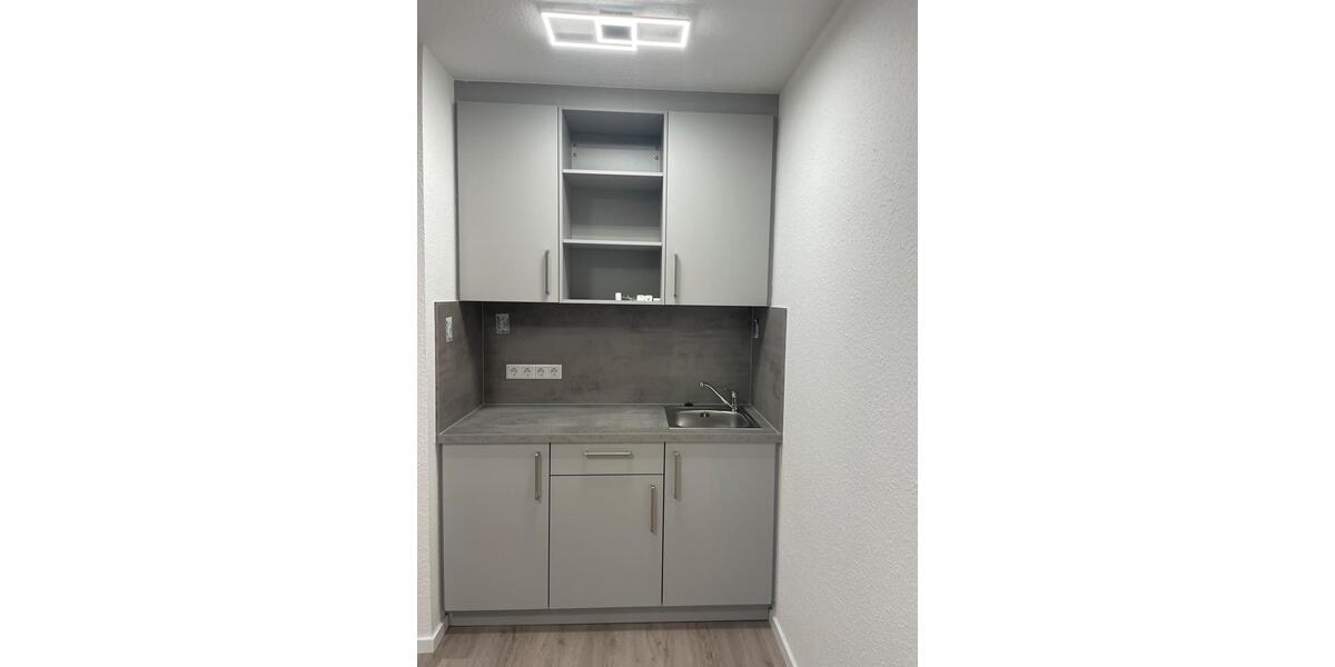 Etagenwohnung Wiesbaden Dotzheim - 1 Zimmer, 27 m&sup2;, 700&euro; | Angebot:24630576