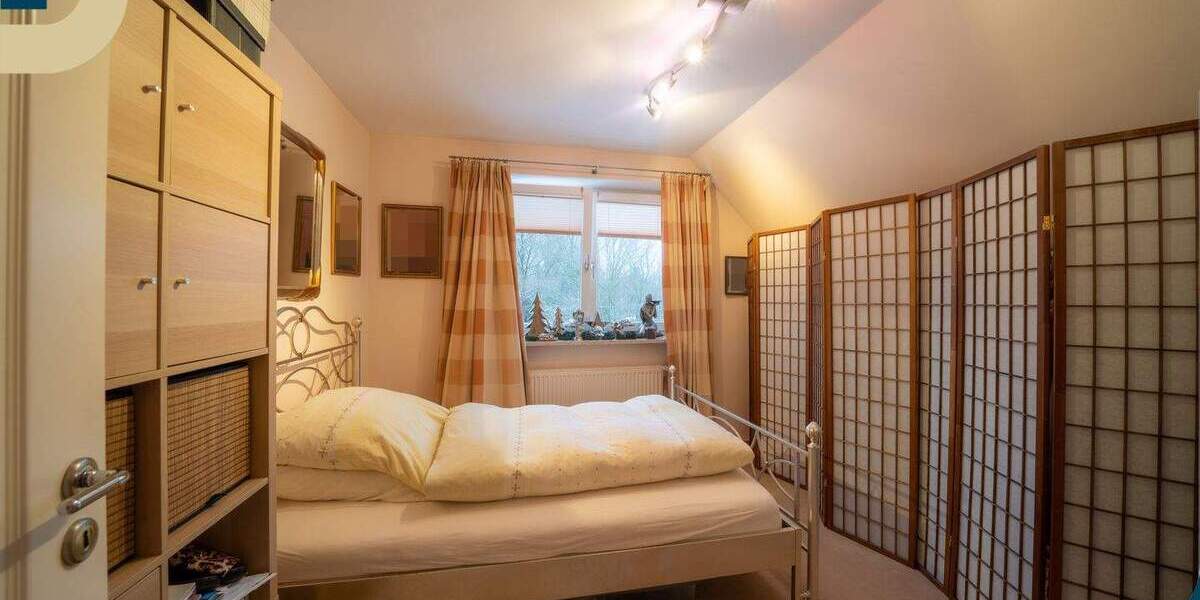 Etagenwohnung Halstenbek - 3 Zimmer, 100 m&sup2;, 1.250&euro; | Angebot:25165843