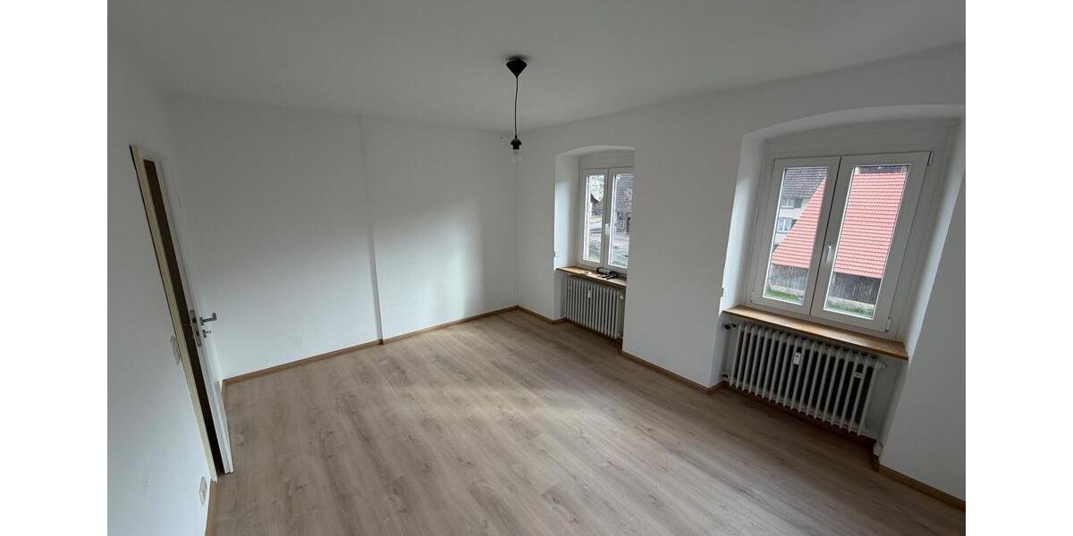 Etagenwohnung Steinen - 4 Zimmer, 79 m&sup2;, 800&euro; | Angebot:25162234