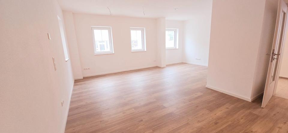 Etagenwohnung Taufkirchen (Vils) - 4 Zimmer, 100 m&sup2;, 1.300&euro; | Angebot:26441695