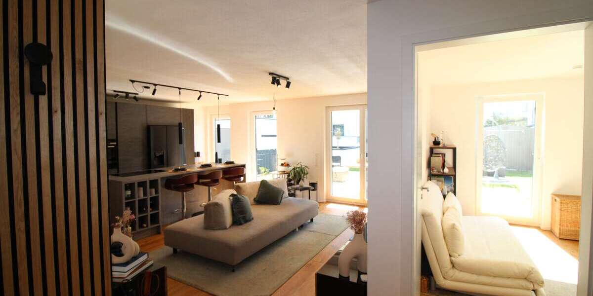 Etagenwohnung München Trudering-Riem - 3 Zimmer, 83 m&sup2;, 2.000&euro; | Angebot:27280287