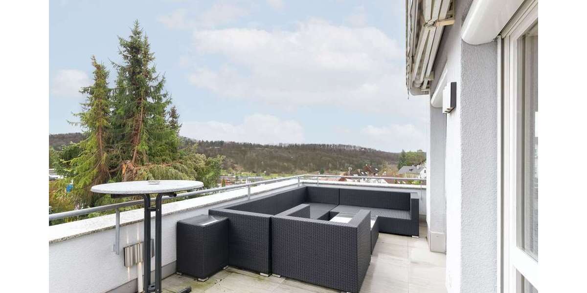 Etagenwohnung Leonberg - 4 Zimmer, 112 m&sup2;, 1.650&euro; | Angebot:25289179