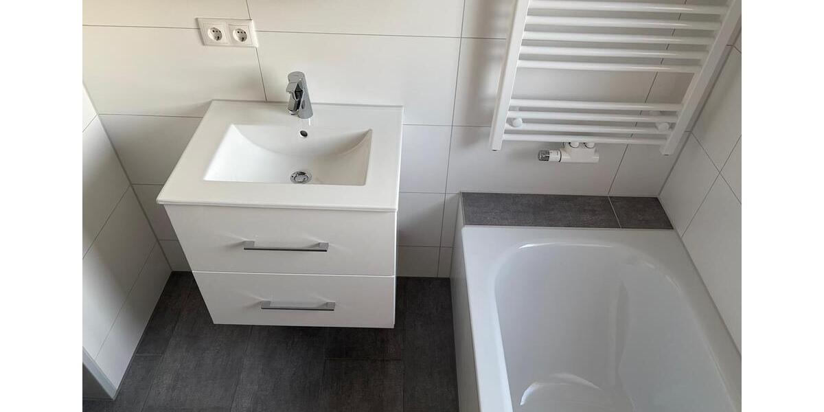 Erdgeschoßwohnung Bad Rodach - 3 Zimmer, 78 m&sup2;, 680&euro; | Angebot:25603829