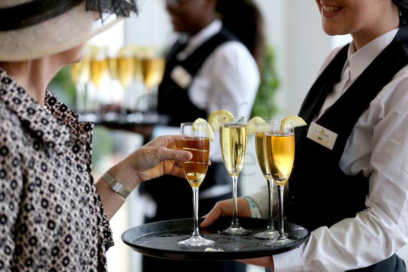 Gastronomie in Wiesbaden 2.800 € 445 m² zimmer