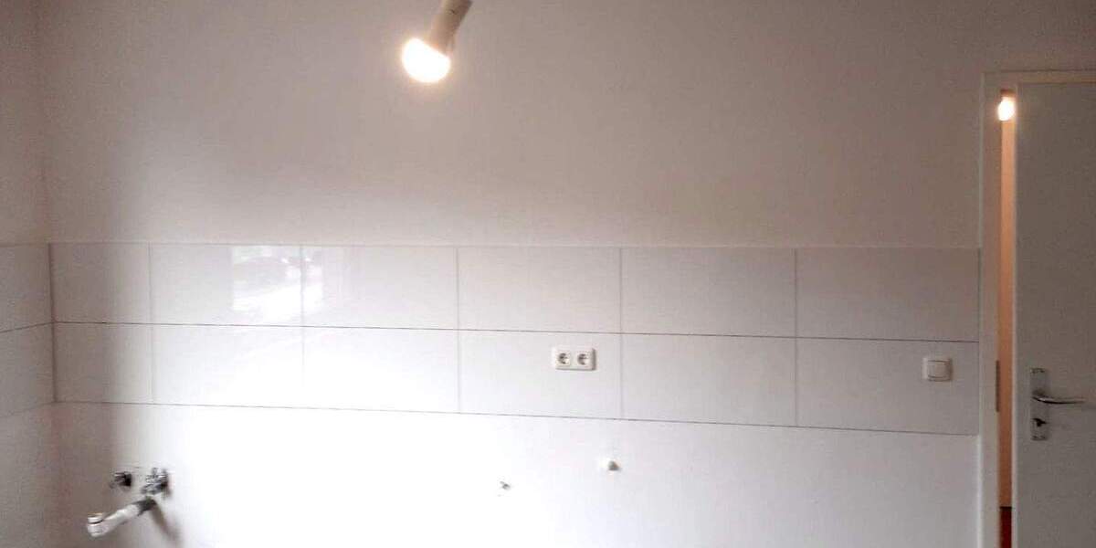 Zentrale Wohnung auf der Karl-Jarres-Straße.. 2 zimmer