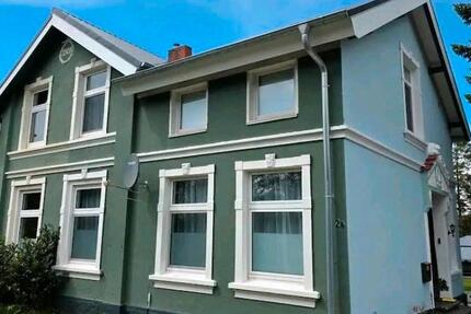 Haus Ahrensbök - 6 Zimmer, 125 m&sup2;, 1.960&euro; | Angebot:26427433
