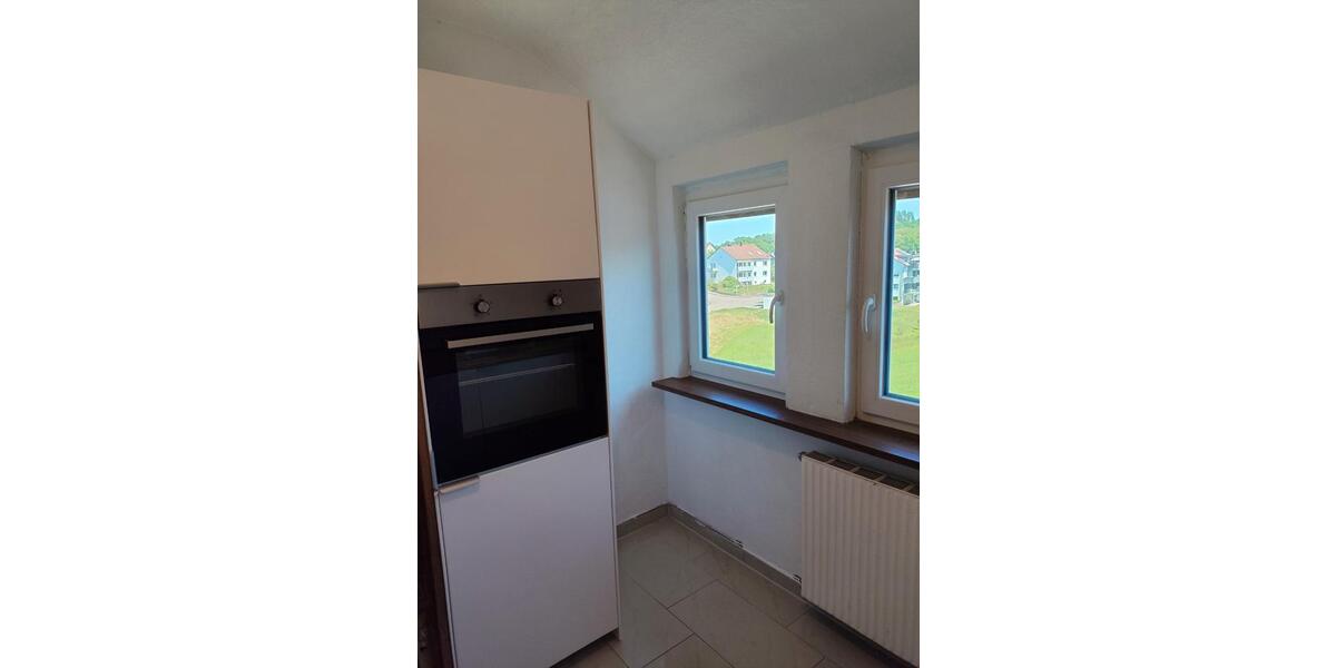 Dachgeschoßwohnung Ellwangen (Jagst) - 4 Zimmer, 80 m&sup2;, 790&euro; | Angebot:26679245