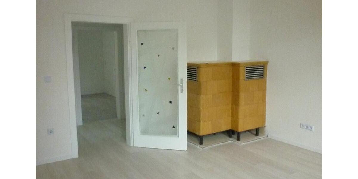 Etagenwohnung Plauen - 4 Zimmer, 108 m&sup2;, 575&euro; | Angebot:26659161