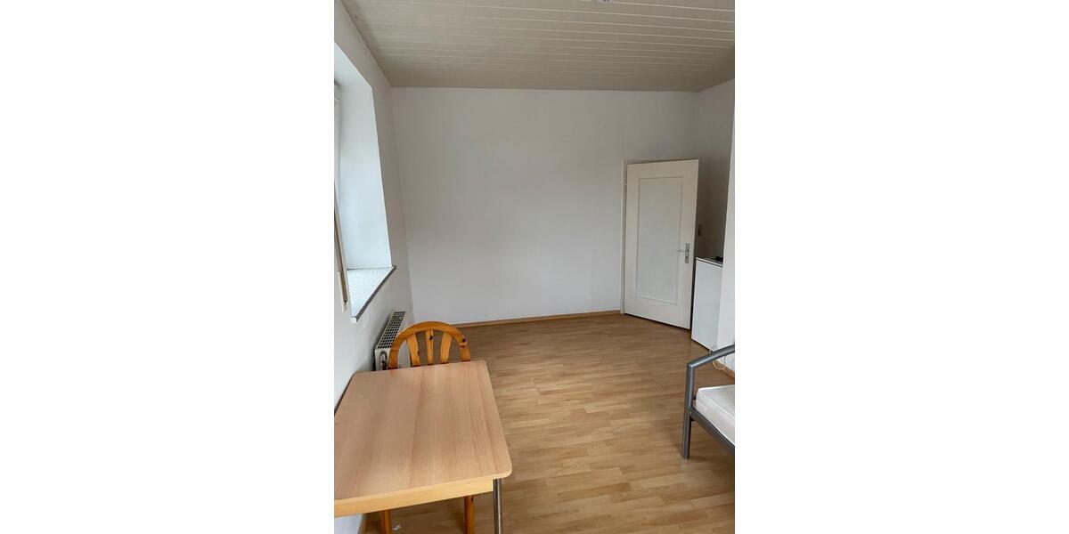 Zimmer ab sofort bezugsfrei 1 zimmer