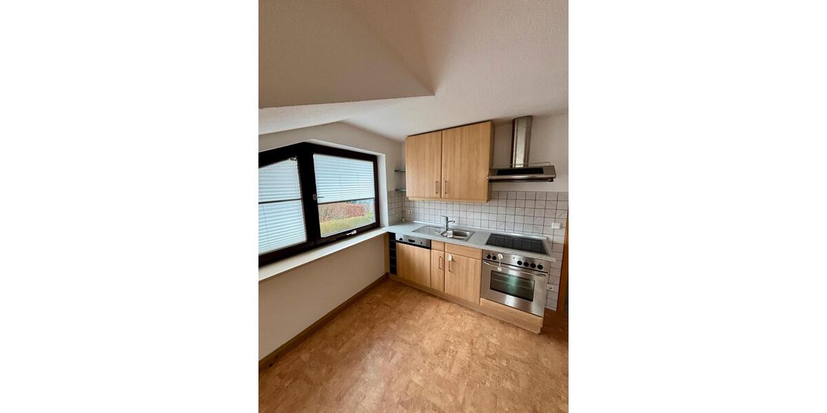 Dachgeschoßwohnung Allersberg Eismannsdorf - 3 Zimmer, 114 m&sup2;, 1.300&euro; | Angebot:24728300