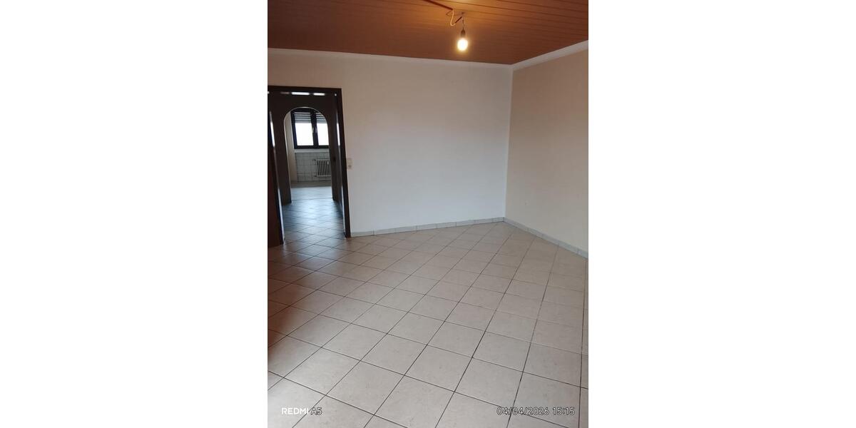 Etagenwohnung Elsdorf - 4 Zimmer, 116 m&sup2;, 1.000&euro; | Angebot:26614025