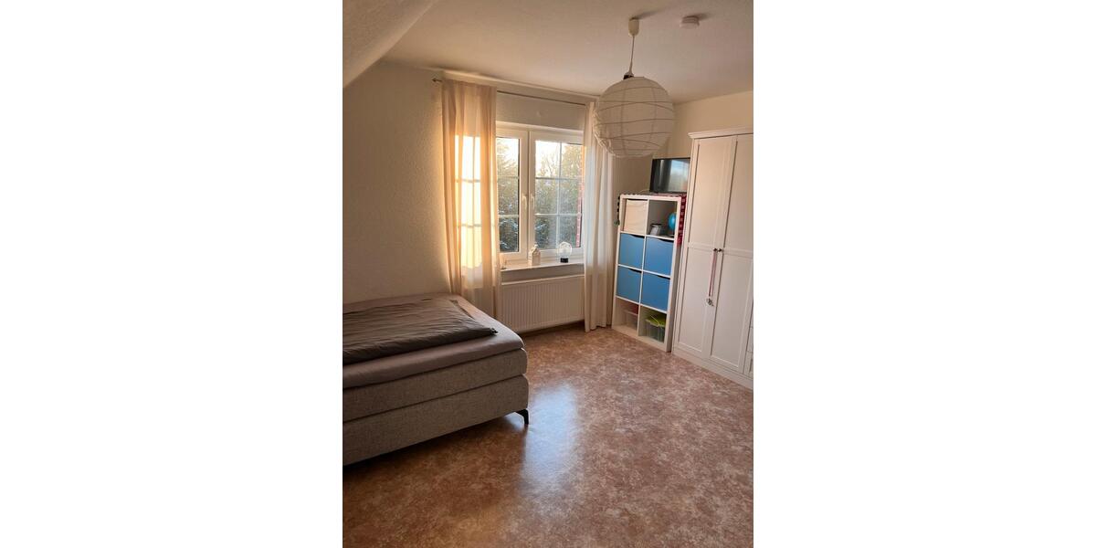 Etagenwohnung Aurich Egels und Wallinghausen - 5 Zimmer, 95 m&sup2;, 650&euro; | Angebot:25948848