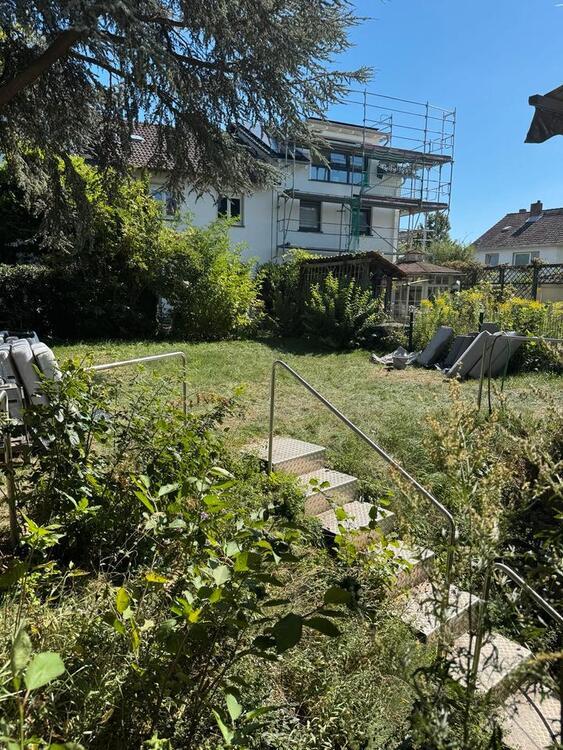 MietsWohnung mit Garten