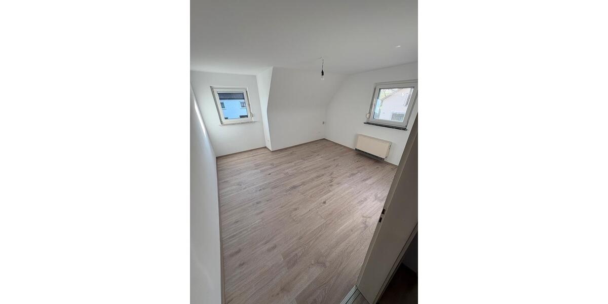 Einfamilienhaus Horb am Neckar - 5 Zimmer, 110 m&sup2;, 950&euro; | Angebot:26693092