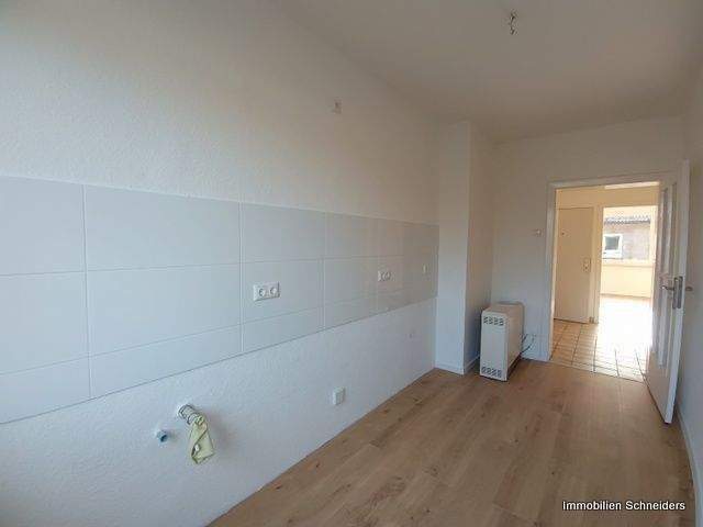 Etagenwohnung Duisburg Untermeiderich - 2 Zimmer, 61 m&sup2;, 500&euro; | Angebot:26723246