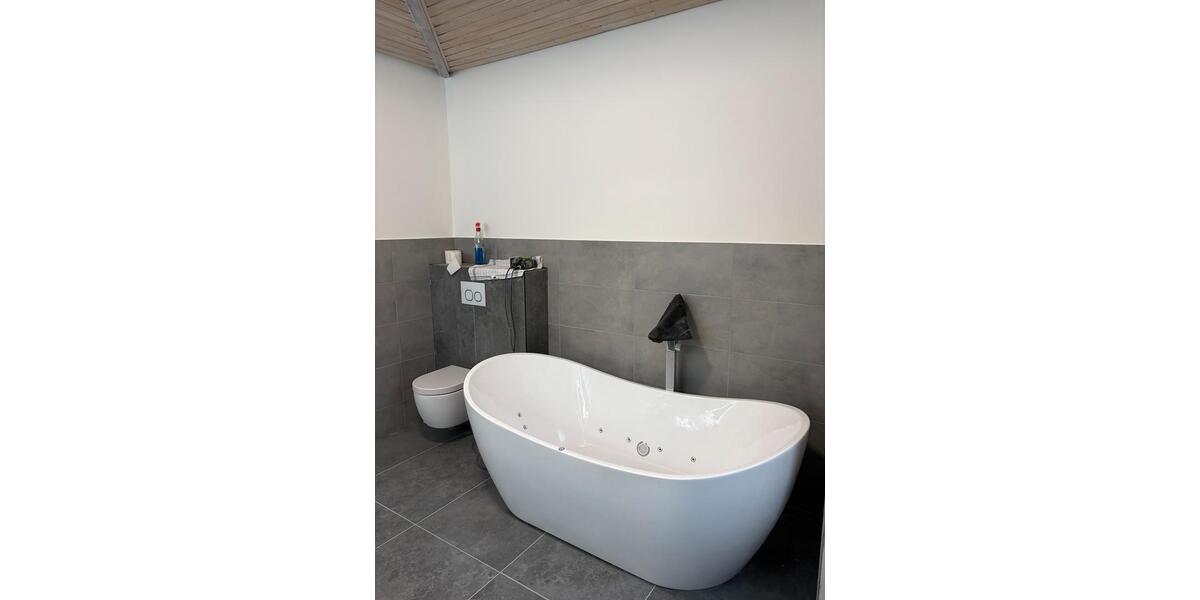 Bungalow Fredersdorf-Vogelsdorf Vogelsdorf - 5 Zimmer, 219 m&sup2;, 2.956&euro; | Angebot:25332461