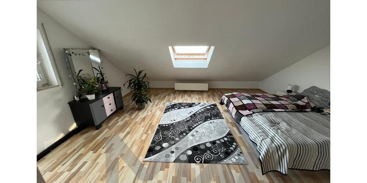 Maisonettenwohnung Höringen - 4.5 Zimmer, 159 m&sup2;, 1.000&euro; | Angebot:26350784