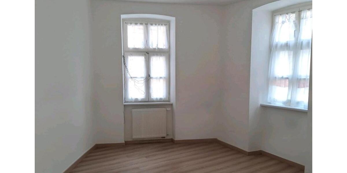 Erdgeschoßwohnung Bad Rodach - 3 Zimmer, 94 m&sup2;, 820&euro; | Angebot:24587476