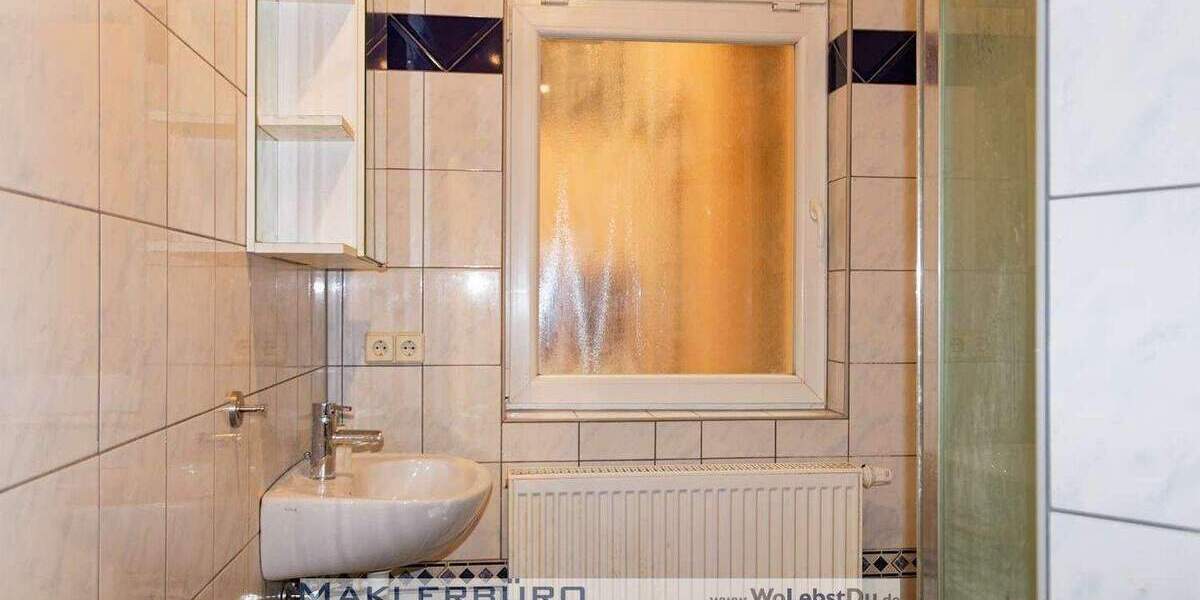 Etagenwohnung Greiz Irchwitz - 2 Zimmer, 72 m&sup2;, 432&euro; | Angebot:25729333