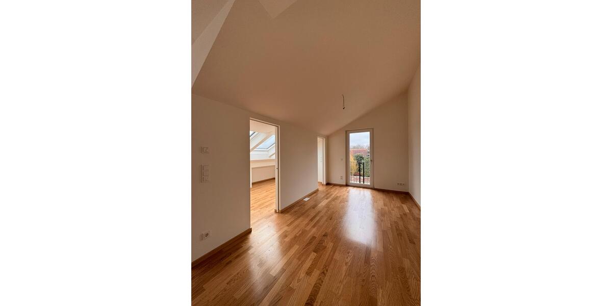 Dachgeschoßwohnung Markkleeberg - 2 Zimmer, 46 m&sup2;, 916&euro; | Angebot:24567662