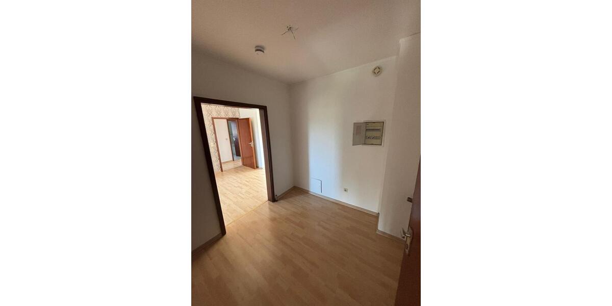 Dachgeschoßwohnung Idar-Oberstein Oberstein - 3 Zimmer, 92 m&sup2;, 600&euro; | Angebot:25780402