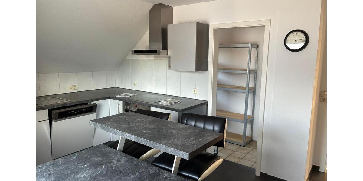 Dachgeschoßwohnung Sulzbach an der Murr - 3.5 Zimmer, 90 m&sup2;, 780&euro; | Angebot:24805980