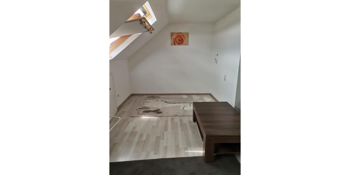 Etagenwohnung Leonberg - 1 Zimmer, 30 m&sup2;, 700&euro; | Angebot:25100817