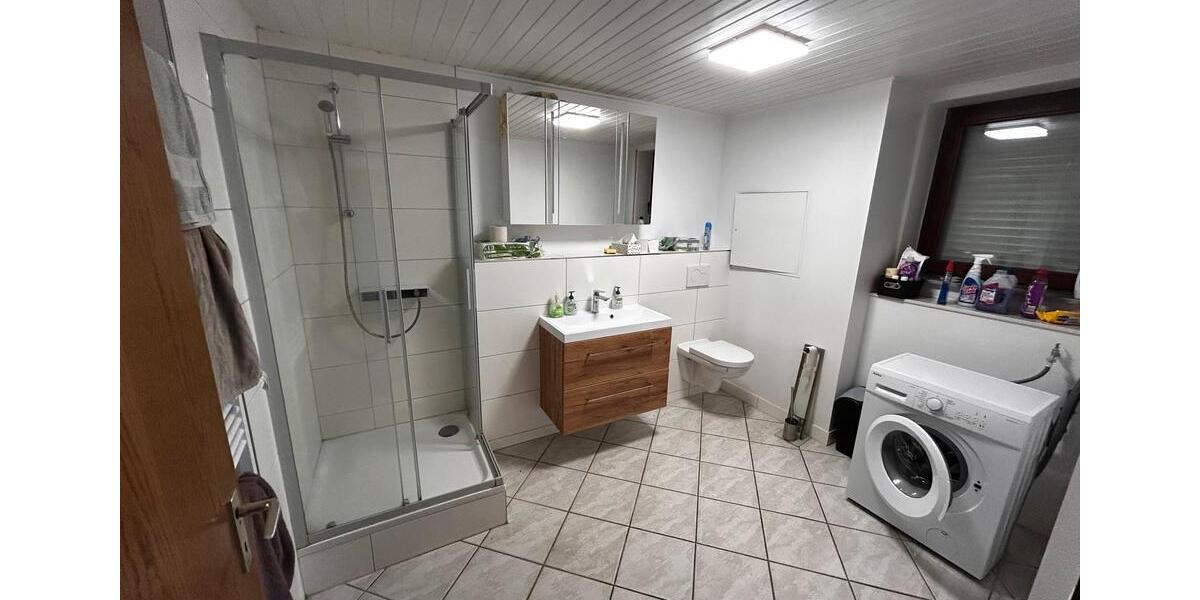 Etagenwohnung Biblis - 2 Zimmer, 85 m&sup2;, 600&euro; | Angebot:24707392