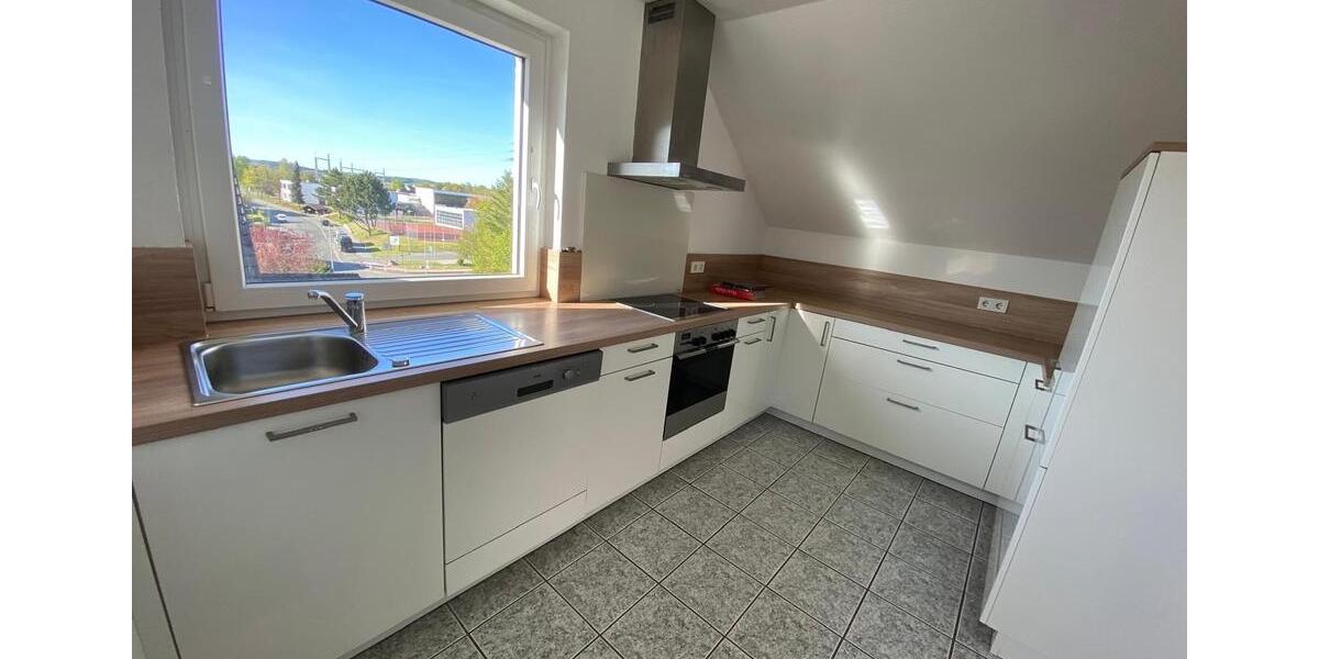 Dachgeschoßwohnung Marburg Marbach - 3 Zimmer, 95 m&sup2;, 760&euro; | Angebot:26557388