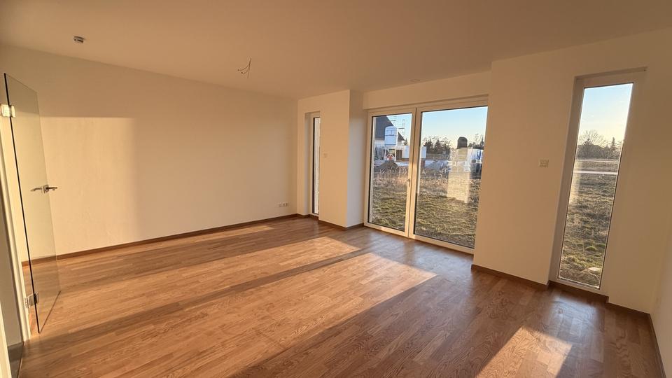 Reihenhaus Taucha - 5 Zimmer, 120 m&sup2;, 1.700&euro; | Angebot:25381914