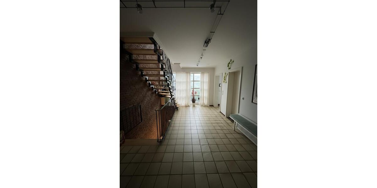 Einfamilienhaus Neumünster Böcklersiedlung - 5 Zimmer, 190 m&sup2;, 1.900&euro; | Angebot:25756445