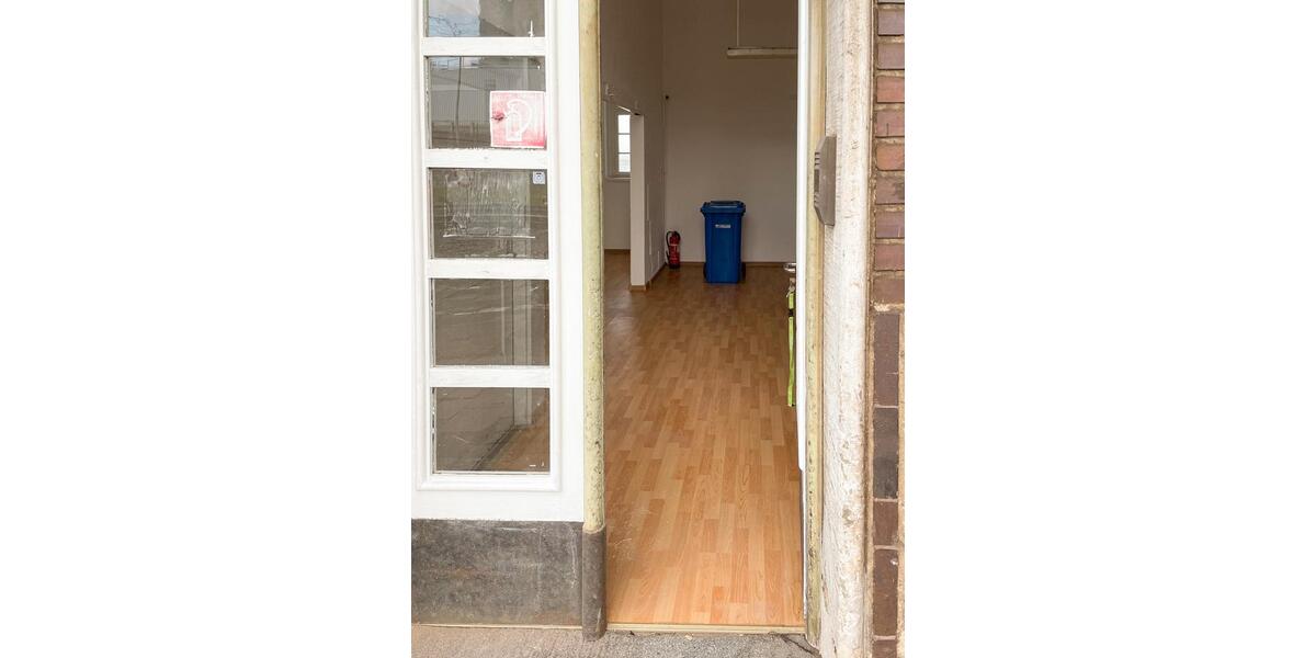 Neu renoviert! Kioskfläche direkt vom Eigentümer im Bahnhof Oestrich Winkel zu vermieten! zimmer