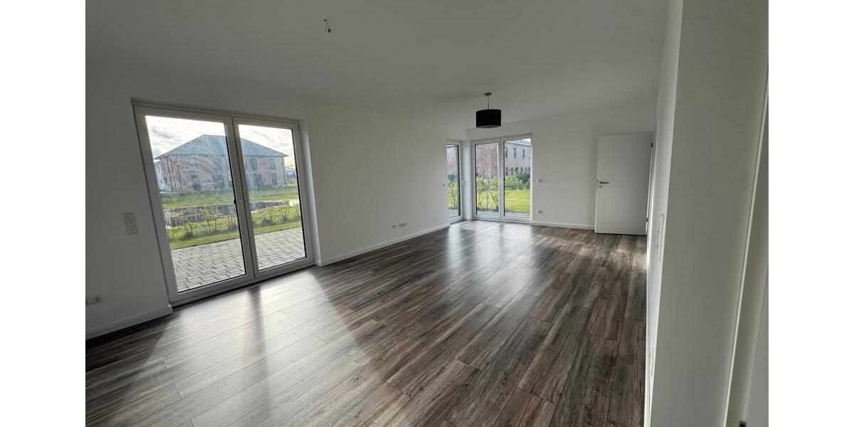 Doppelhaushälfte Fintel - 4 Zimmer, 147 m&sup2;, 1.650&euro; | Angebot:26582080