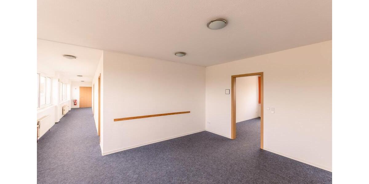 Gewerbeobjekt Husum - 1.705&euro; | Angebot:26680017