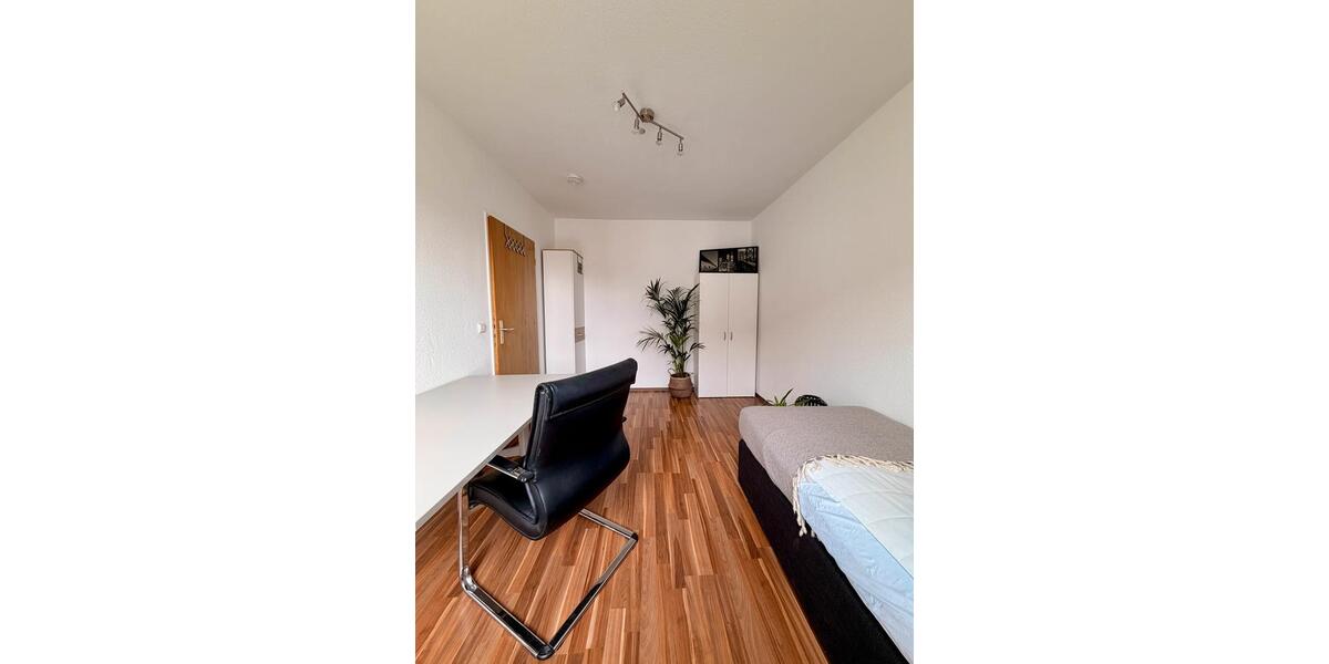 Wohnen auf Zeit Aalen - 1 Zimmer, 12 m&sup2;, 449&euro; | Angebot:26019020