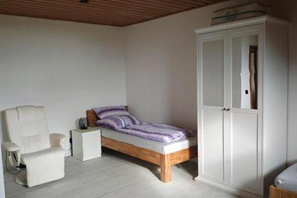 Wohnen auf Zeit Rattiszell - 3 Zimmer, 150 m&sup2;, 20&euro; | Angebot:23733818