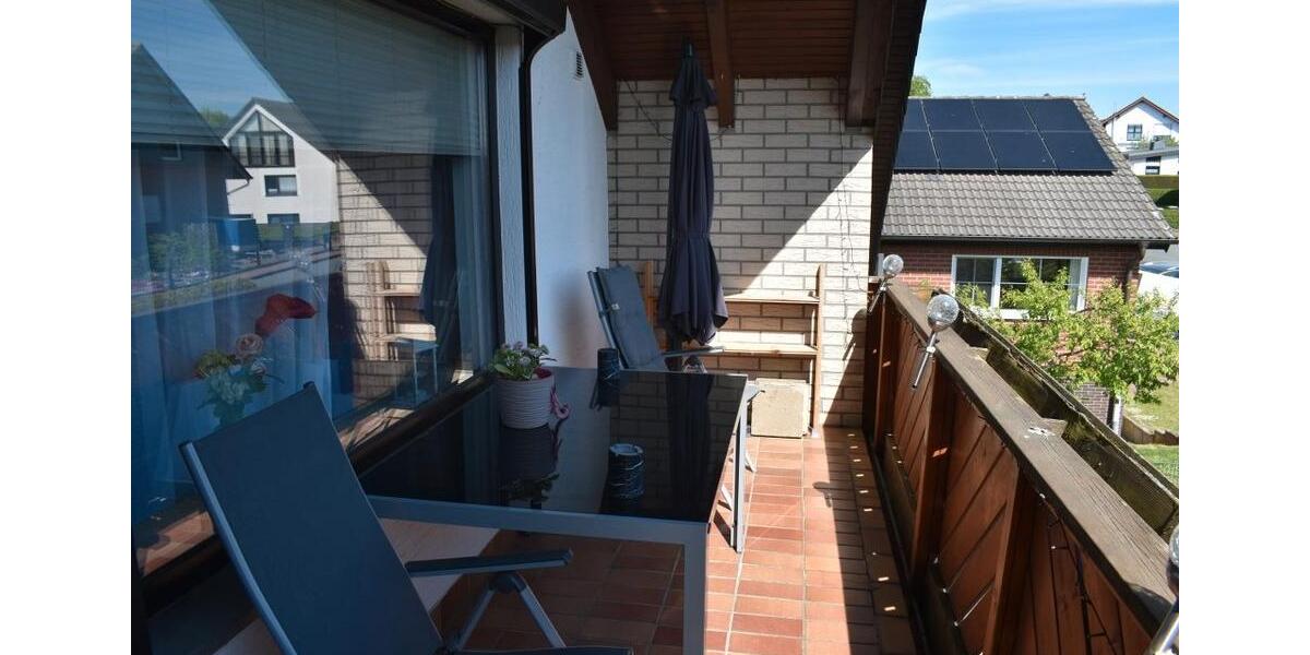 Dachgeschoßwohnung Espenau - 3 Zimmer, 80 m&sup2;, 800&euro; | Angebot:26444416