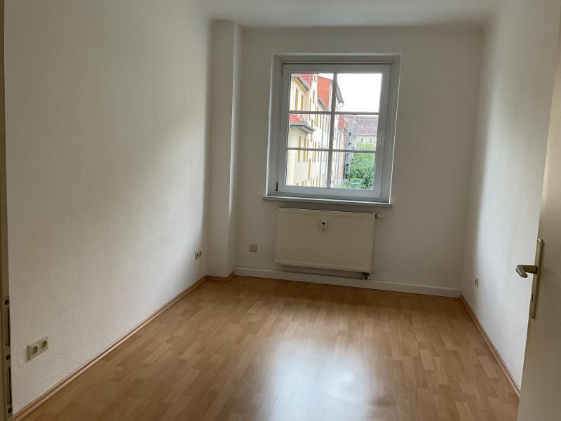 2 -Raum-Wohnung verfügbar zimmer