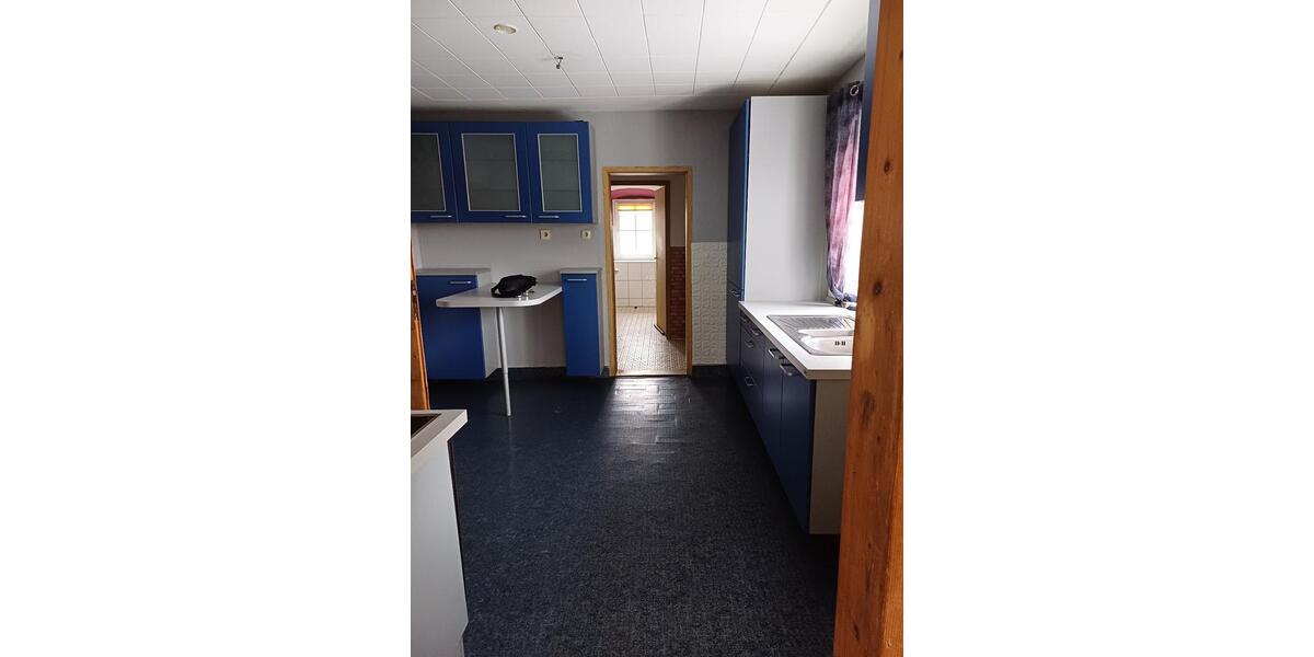 Erdgeschoßwohnung Münchberg - 3 Zimmer, 72 m&sup2;, 400&euro; | Angebot:25049293