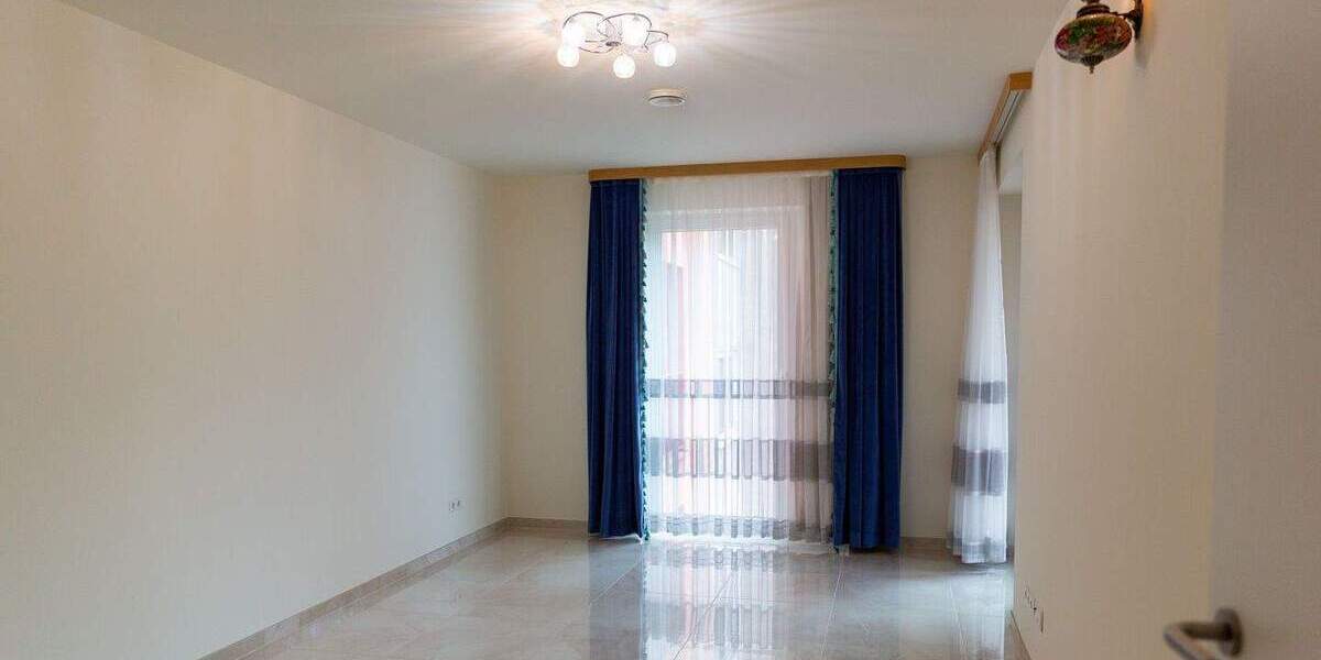 Etagenwohnung Berlin Lichterfelde - 5 Zimmer, 135 m&sup2;, 2.977&euro; | Angebot:24972209