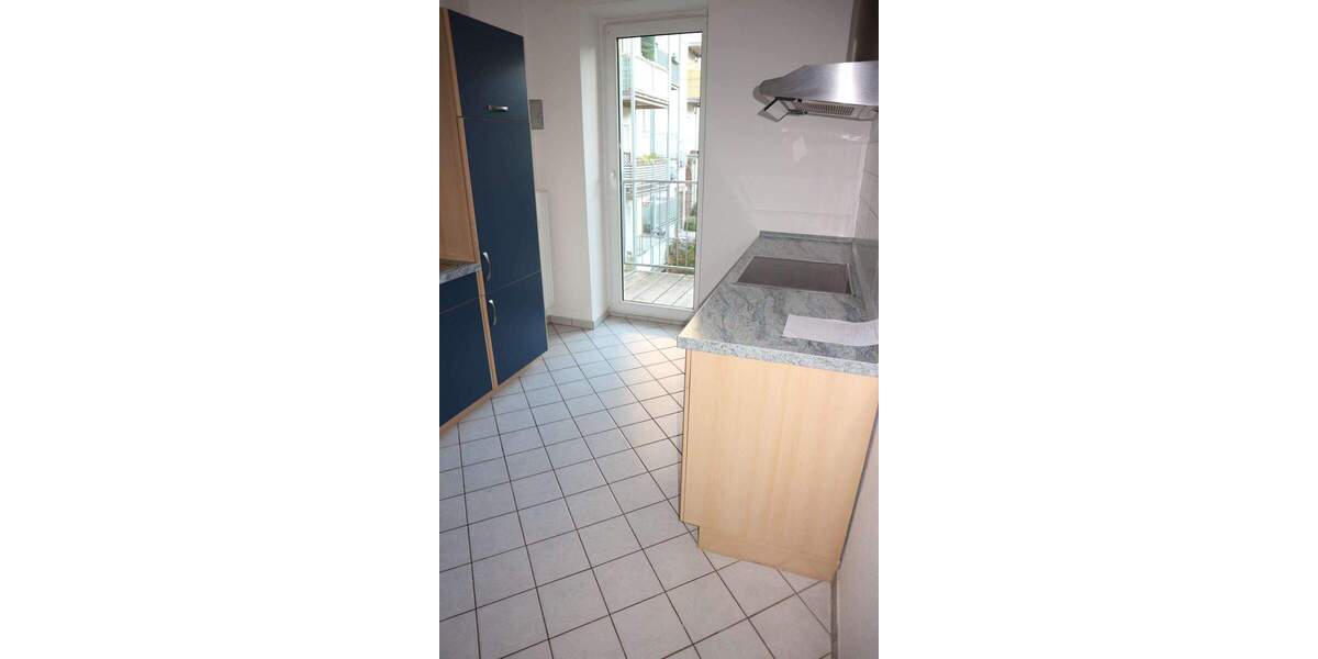 Etagenwohnung chemnitz Lutherviertel - 2 Zimmer, 56 m&sup2;, 331&euro; | Angebot:26758927